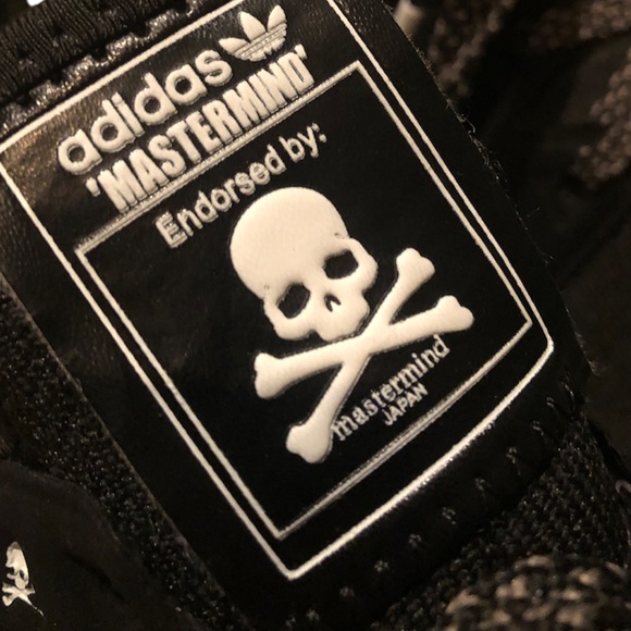 Adidas NMD XR1 Mastermind - Picture 6 of 9